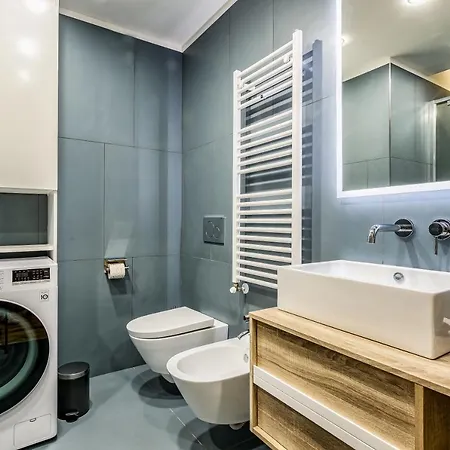Bligny 4pax Wifi Bocconi District Apartment